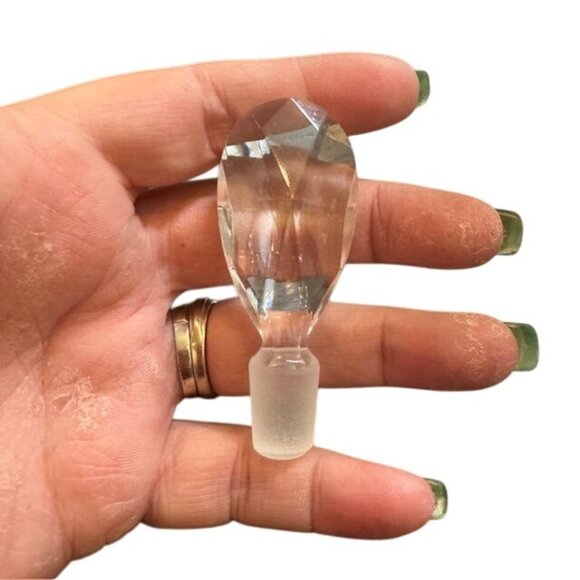 Vintage Clear Cut Glass Cruet With Stopper - Picture 5 of 9
